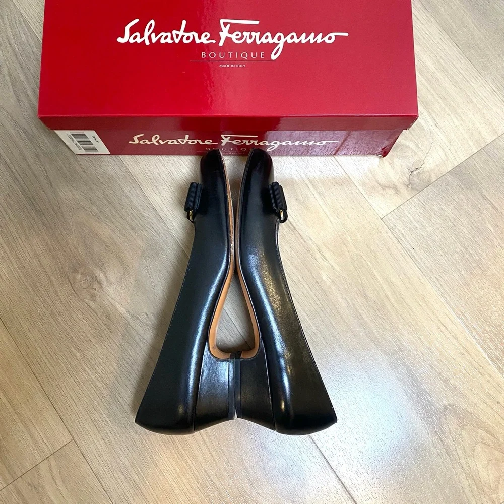 Salvatore Ferragamo preowned excellent